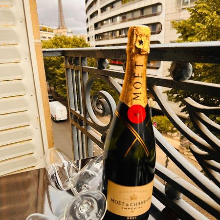 Cosy Appartement Avec Vue Tour Eiffel Paris Eksteriør billede