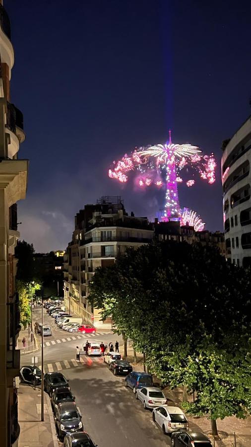 Cosy Appartement Avec Vue Tour Eiffel Paris Eksteriør billede